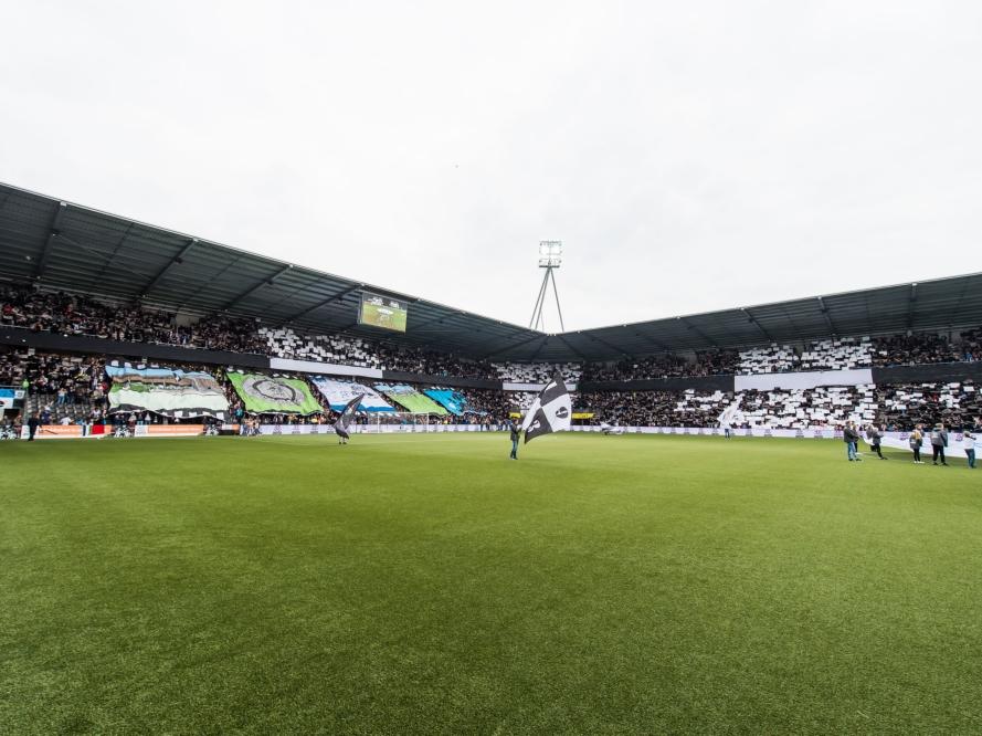 Het Polman Stadion is klaar voor de competitiewedstrijd Heracles Almelo - ADO Den Haag (07-05-2017).