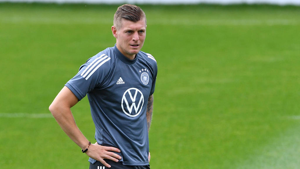 Könnte nach der EM aus der Nationalmannschaft zurücktreten: Toni Kroos Könnte nach der EM aus der Nationalmannschaft zurücktreten: Toni Kroos