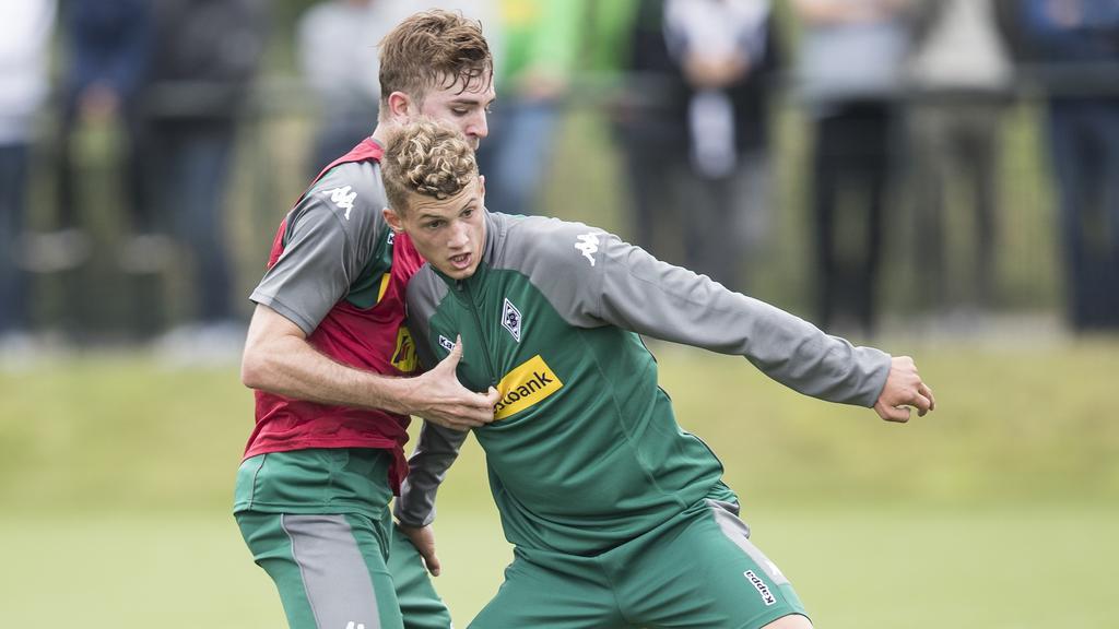 Christoph Kramer (l.) und Mickaël Cuisance spielten zwei Jahre zusammen in Gladbach Christoph Kramer (l.) und Mickaël Cuisance spielten zwei Jahre zusammen in Gladbach