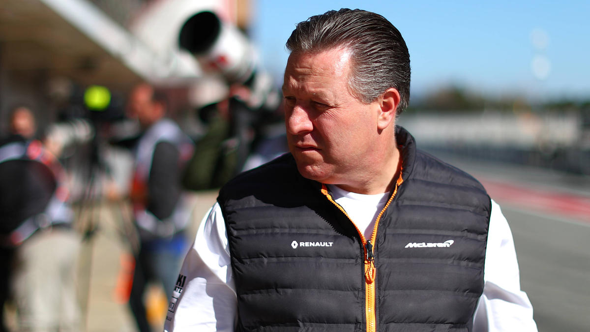 McLaren-Boss Zak Brown ist mit dem Vorgehen von Red Bull nicht einverstanden McLaren-Boss Zak Brown ist mit dem Vorgehen von Red Bull nicht einverstanden