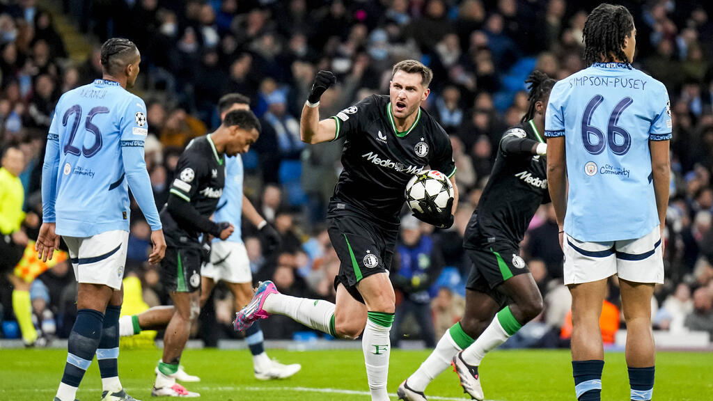 Manchester City kassierte gegen Feyenoord den nächsten Dampfer Manchester City kassierte gegen Feyenoord den nächsten Dampfer