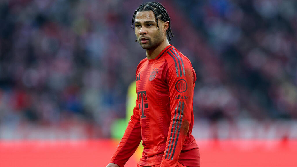 Serge Gnabry hat seine Krankheit überstanden und steht im CL-Kader des FC Bayern Serge Gnabry hat seine Krankheit überstanden und steht im CL-Kader des FC Bayern