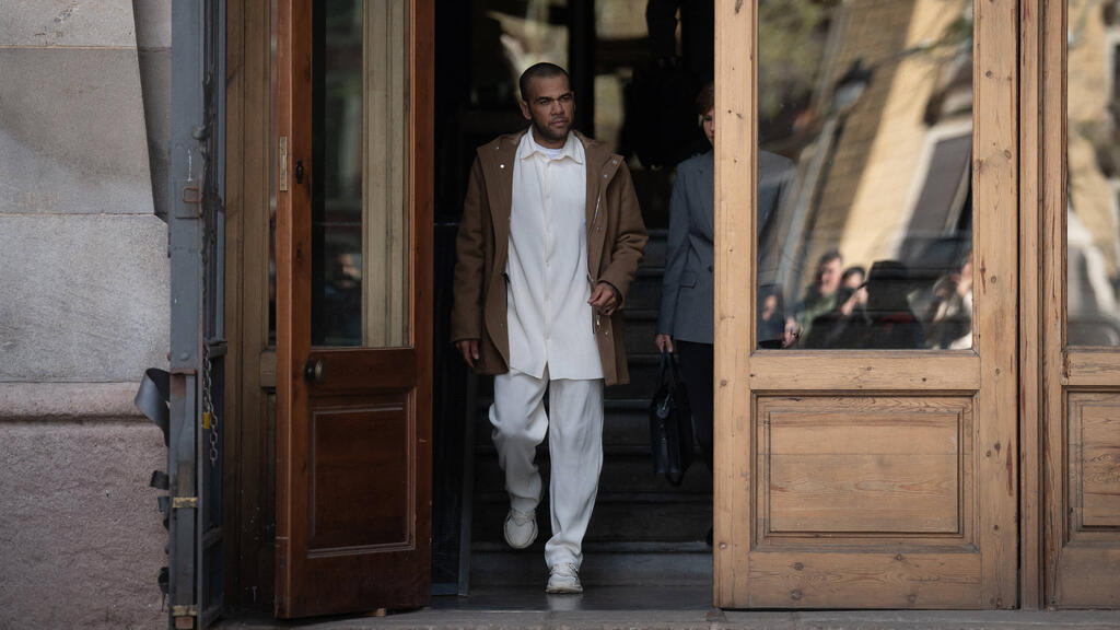 Dani Alves steht womöglich bald erneut vor Gericht Dani Alves steht womöglich bald erneut vor Gericht