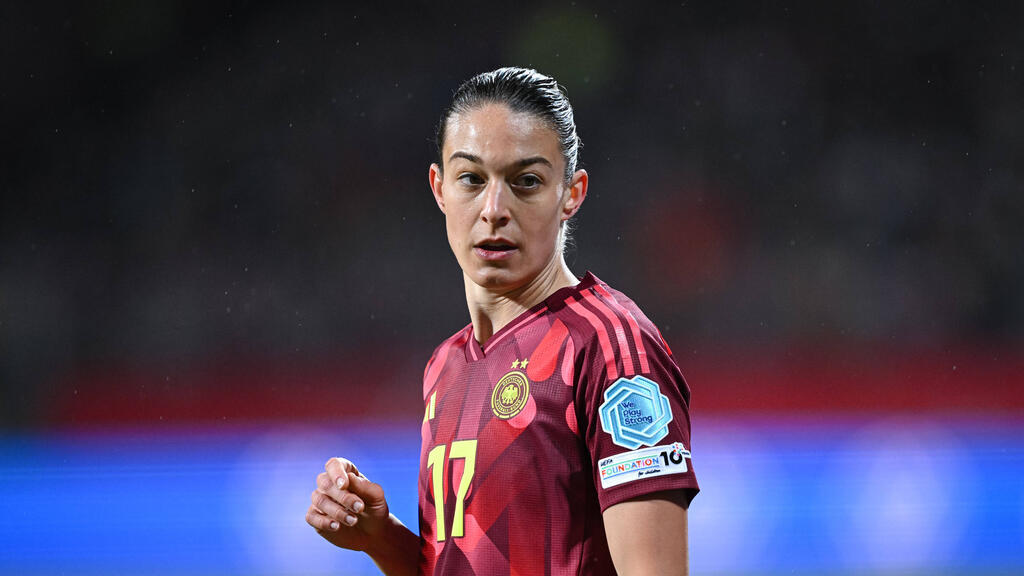 Unzufrieden über das Vorgehen von Bundestrainer Wück: Nationalspielerin Rauch Unzufrieden über das Vorgehen von Bundestrainer Wück: Nationalspielerin Rauch