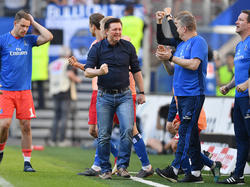 Christian Titz (M.) hat für neuen Schwung beim Hamburger SV gesorgt