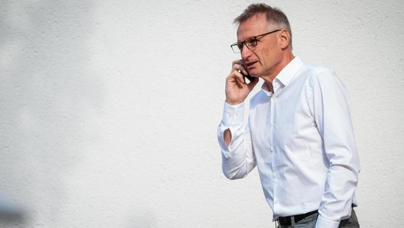Würde gerne noch neue Spieler für den VfB Stuttgart verpflichten: Sportvorstand Michael Reschke