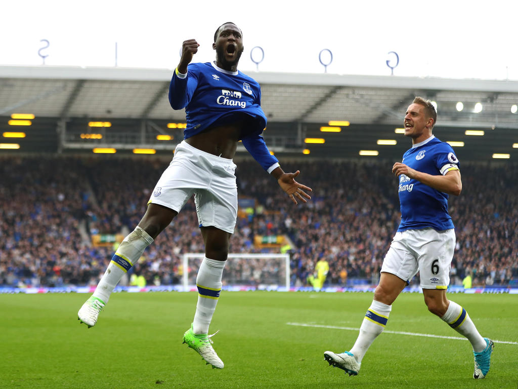 Lukaku celebra un tanto con el conjunto del Everton. (Foto: Getty)