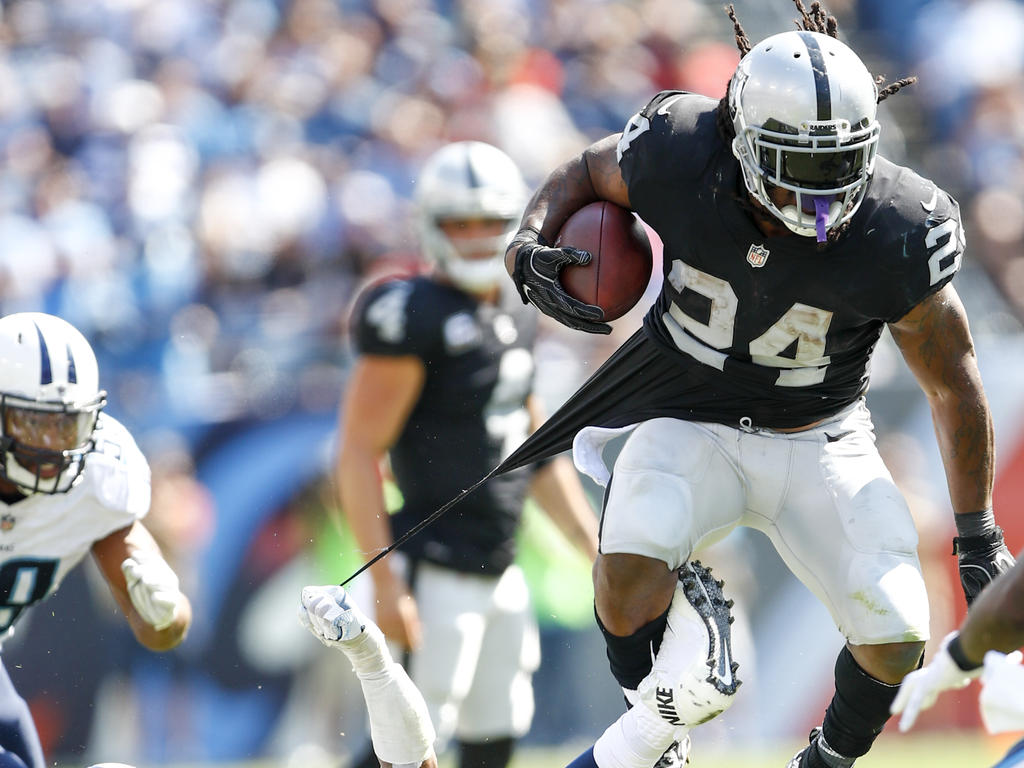 Marshawn Lynch konnte direkt im ersten Spiel wieder überzeugen Marshawn Lynch konnte direkt im ersten Spiel wieder überzeugen