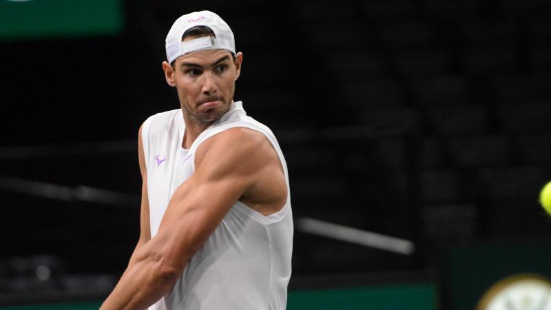 Wegen einer Verletzung beim Masters-Turnier in Paris ausgestiegen: Rafael Nadal Wegen einer Verletzung beim Masters-Turnier in Paris ausgestiegen: Rafael Nadal