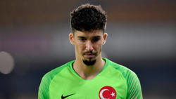 Altay Bayindir soll beim FC Schalke 04 und Werder Bremen auf dem Zettel stehen