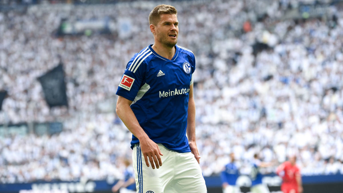 Simon Terodde wird den FC Schalke am Saisonende verlassen