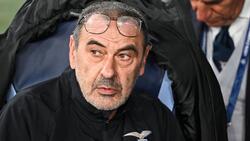 Der bisherige Trainer des italienischen Fußball-Erstligisten Lazio Rom Maurizio Sarri verkündete seinen Abschied