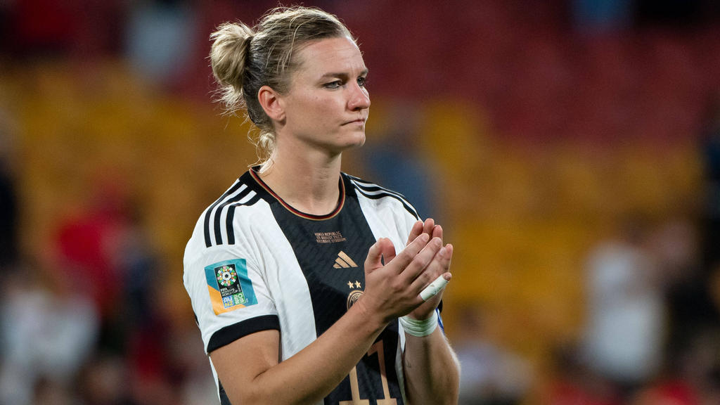 DFB-Kapitänin Alexandra Popp spielt vorerst weiter für die Nationalmannschaft