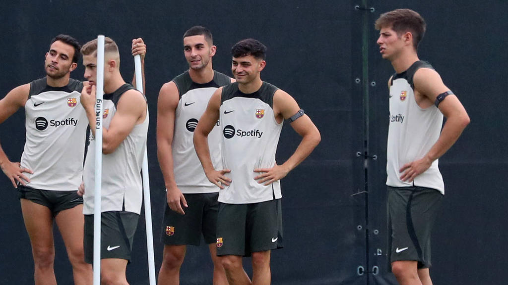 Pedri vom FC Barcelona wird erneut beim FC Bayern gehandelt Pedri vom FC Barcelona wird erneut beim FC Bayern gehandelt