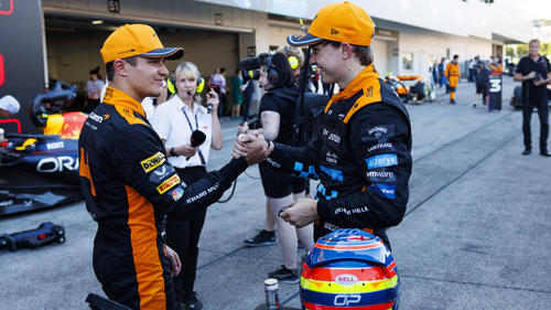 Formel-1-Rookie Oscar Piastri (r.) wird bei McLaren immer mehr zur Gefahr für Lando Norris