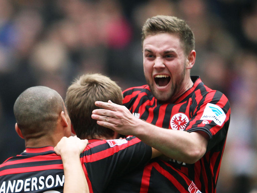 Marc Stendera (Eintracht) - 17 Jahre, 3 Monate, 27 Tage