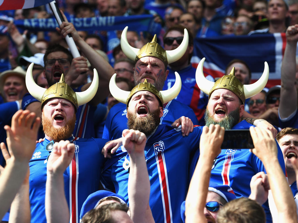 Islands Fans sorgen für Stimmung