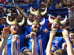 Ante Austria había 10.000 islandeses presentes en el estadio parisino. (Foto: Getty)