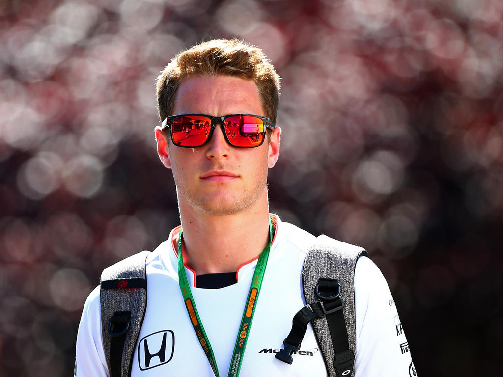 Stoffel Vandoorne und Fernando Alonso müssen 2017 miteinander auskommen Stoffel Vandoorne und Fernando Alonso müssen 2017 miteinander auskommen