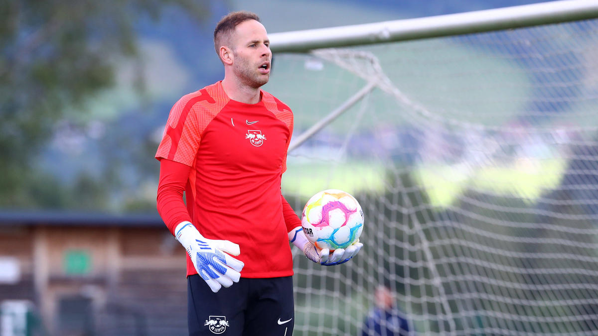 Péter Gulácsi bleibt Leipzig-Kapitän