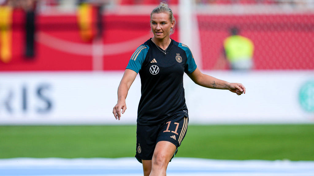 Alex Popp ist seit vielen Jahren eine der Leistungsträgerinnen im DFB-Team Alex Popp ist seit vielen Jahren eine der Leistungsträgerinnen im DFB-Team