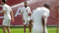Noussair Mazraoui könnte den FC Bayern im Sommer verlassen