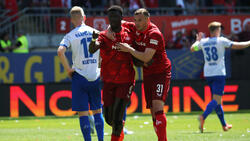 Der 1. FC Kaiserslautern hofft weiter auf den Aufstieg