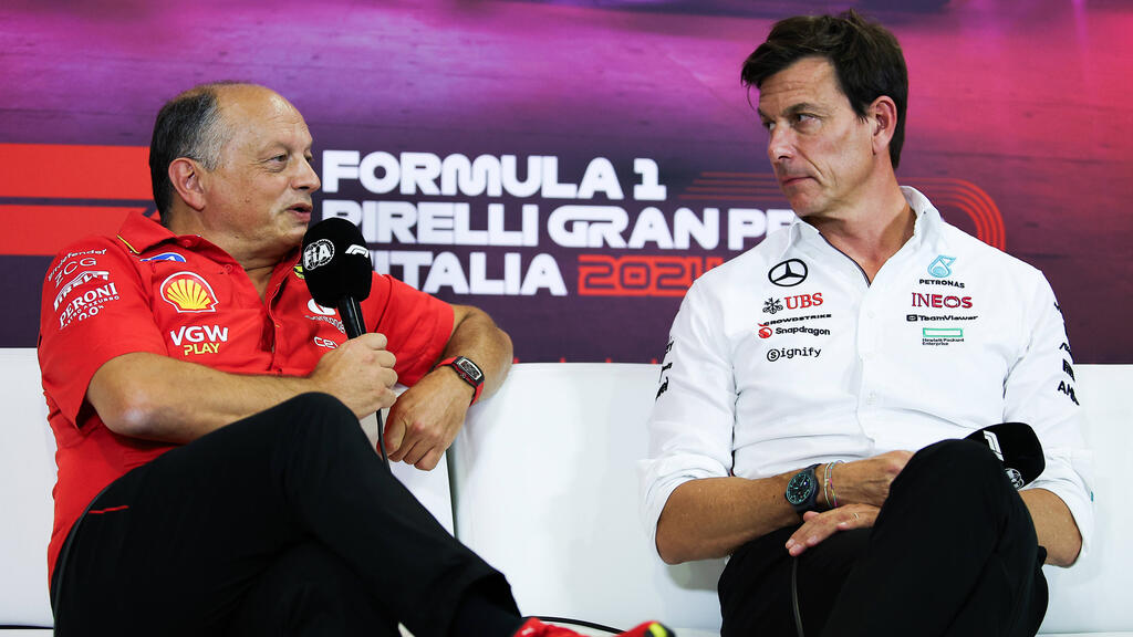 Toto-Wolff-richtet-Appell-an-Ferrari