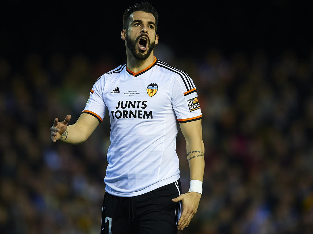 Álvaro Negredo bleibt dem FC Valencia erhalten