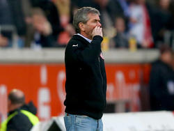Friedhelm Funkel bleibt Coach bei der Fortuna