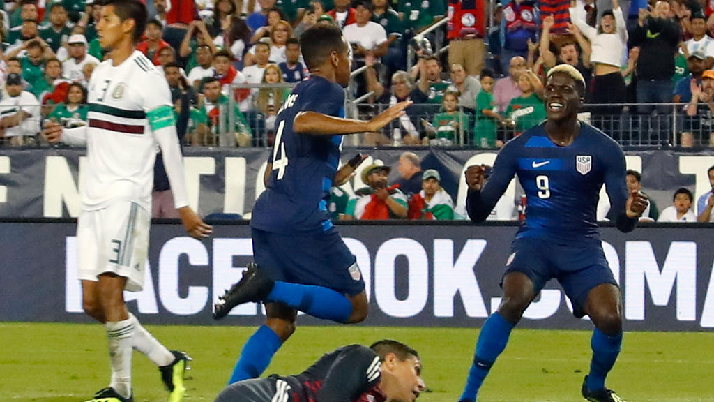 Tyler Adams celebrando su gol contra México. (Foto: Getty)