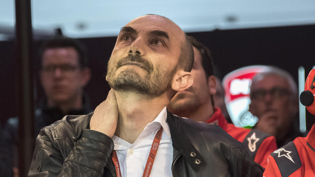 Ducati-Boss Claudio Domenicali wettert gegen die Konkurrenz Ducati-Boss Claudio Domenicali wettert gegen die Konkurrenz