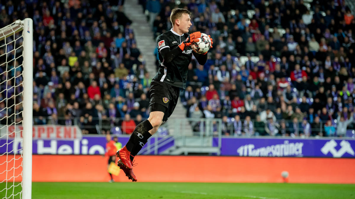 Markus Schubert soll vor einem Wechsel zum FC Schalke stehen Markus Schubert soll vor einem Wechsel zum FC Schalke stehen