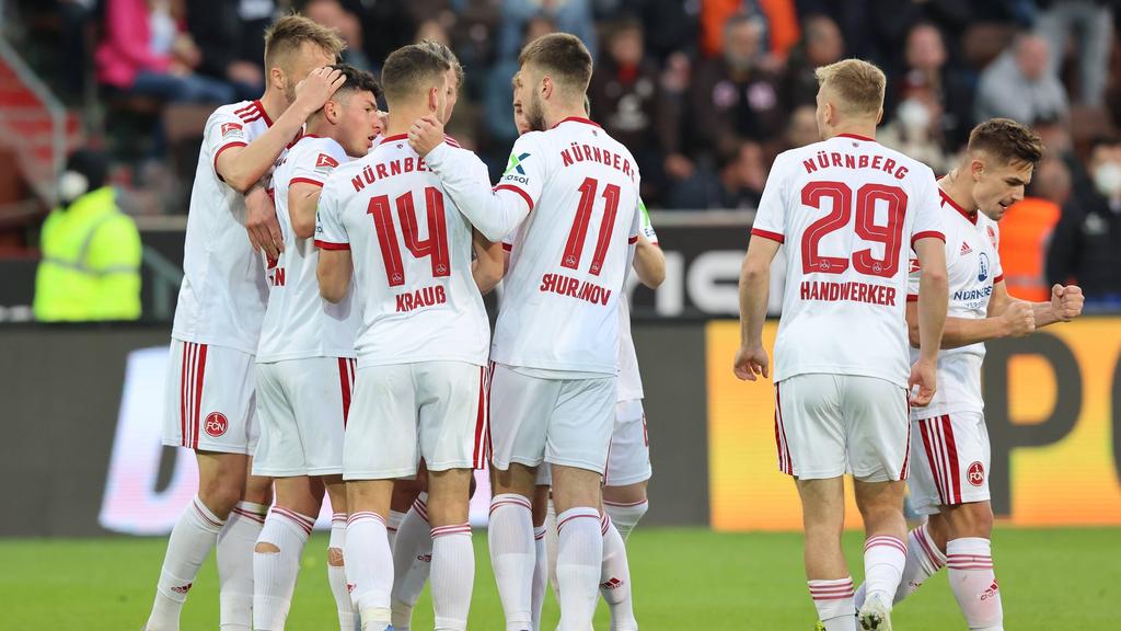 Der 1. FC Nürnberg bejubelt einen späten Punkt