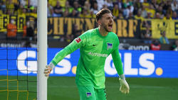 Ein Einsatz von Hertha-Torhüter Marcel Lotka im Relegations-Hinspiel ist ungewiss