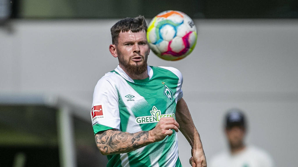 Werder: Neuzugang Oliver Burke erzielte zwei Treffer