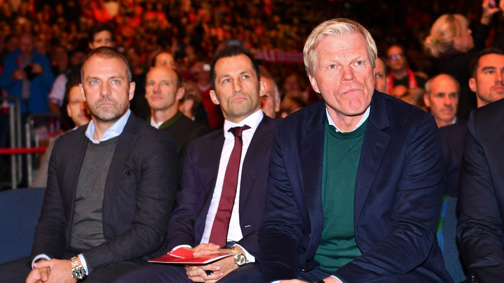 In Sachen Transfers beim FC Bayern nicht immer einer Meinung: Flick, Salihamidzic und Kahn