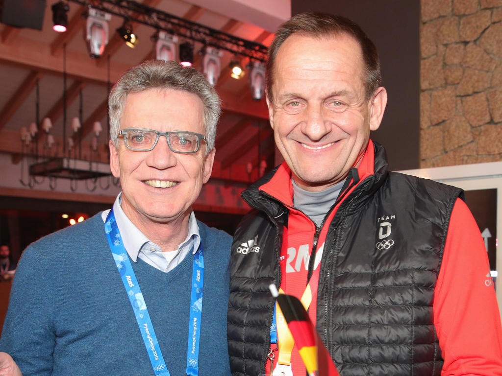 Alfons Hörmann (r.), hier mit Bundesinnenminister de Maiziere, ist von den deutschen Ergebnissen begeistert Alfons Hörmann (r.), hier mit Bundesinnenminister de Maiziere, ist von den deutschen Ergebnissen begeistert
