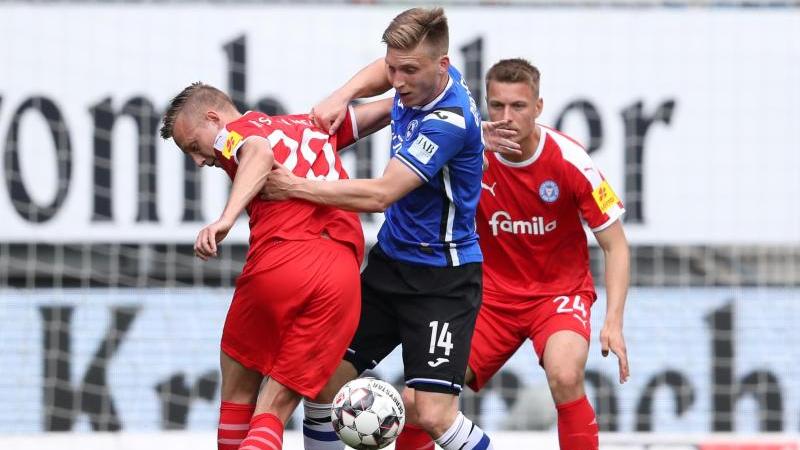Arminia Bielefeld feierte gegen Holstein Kiel einen versöhnlichen Abschluss Arminia Bielefeld feierte gegen Holstein Kiel einen versöhnlichen Abschluss