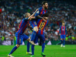 El FC Barcelona celebra el gol del triunfo. (Foto: Getty)
