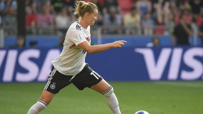 Entschuldigte sich für eine misslungene DFB-Aktion: Alexandra Popp