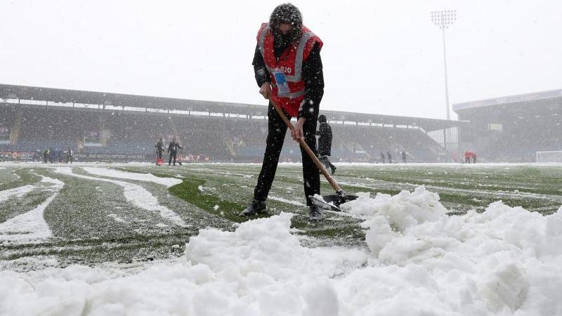 Schnee-Chaos in der Premier League