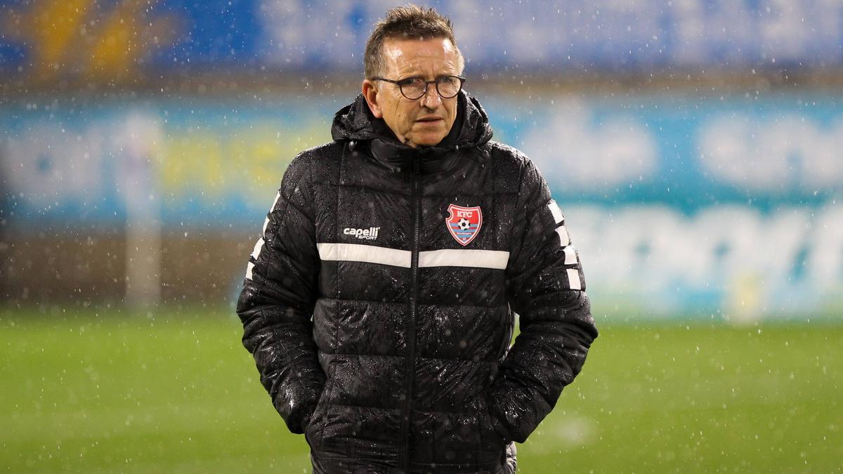 Norbert Meier spricht über das Abstiegs-Fernduell Norbert Meier spricht über das Abstiegs-Fernduell