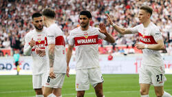 Mahmoud Dahoud (M.) wird den VfB Stuttgart wohl wieder verlassen