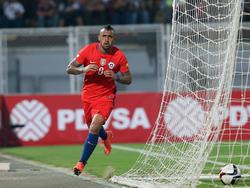 Arturo Vidal dio la victoria a Chile con su doblete. (Foto: Imago)