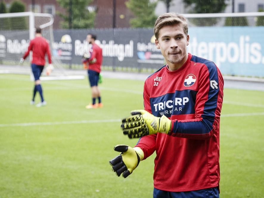 Nigel Bertrams is aanwezig tijdens een training van Willem II. (29-07-2015)