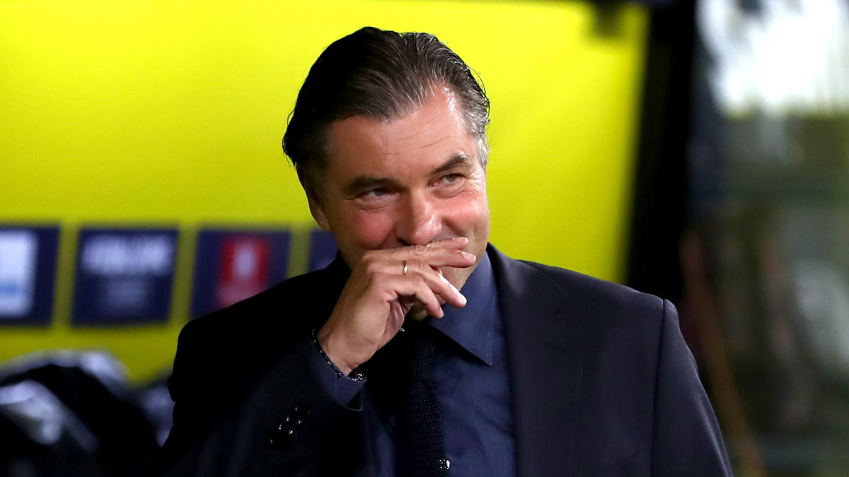 Michael Zorc und der BVB sind angeblich auf Stürmer-Suche Michael Zorc und der BVB sind angeblich auf Stürmer-Suche