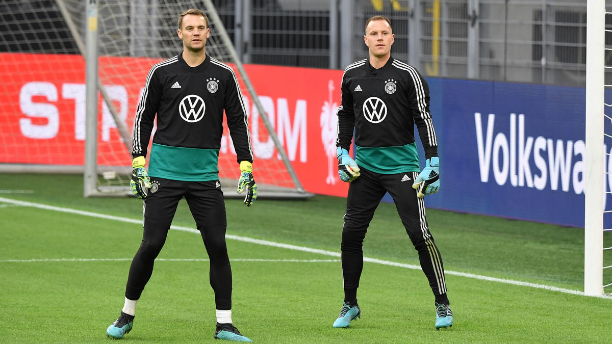 Beim Duell zwischen dem FC Bayern und Barca im Mittelpunkt: Manuel Neuer und Marc-André ter Stegen Beim Duell zwischen dem FC Bayern und Barca im Mittelpunkt: Manuel Neuer und Marc-André ter Stegen