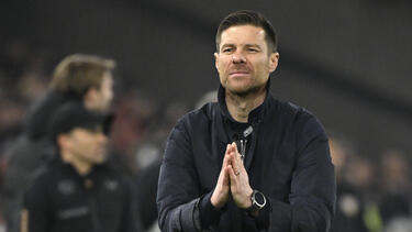 Xabi Alonso feierte mit Leverkusen einen glücklichen Sieg
