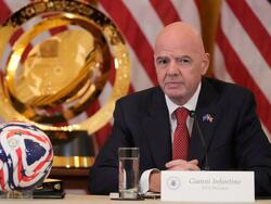 Das FIFA-Council mit Präsident Gianni Infantino will Rassismus noch schärfer bestrafen.